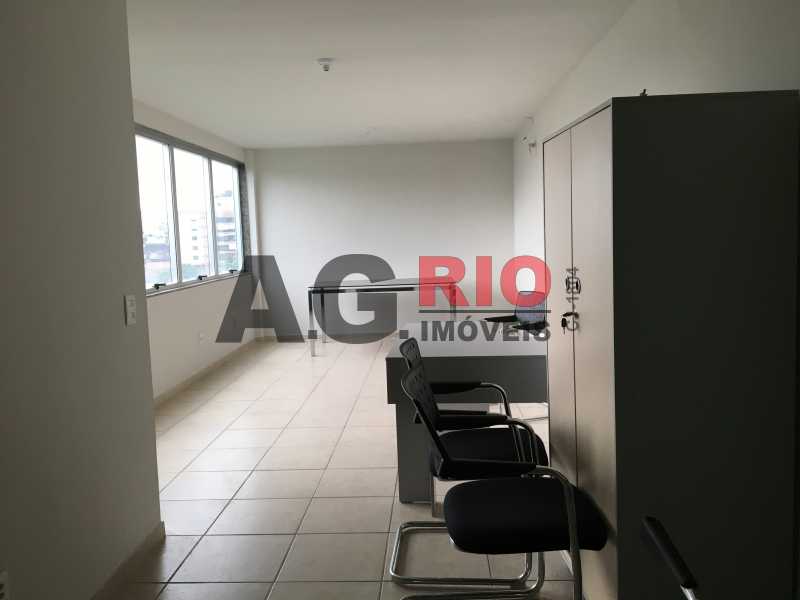 Conheça 4 do imóvel - Sala Comercial Praça Saiqui,Rio de Janeiro,Vila Valqueire,RJ Para Alugar,32m² - VV2022 - 5 4 - Sala Comercial Praça Saiqui,Rio de Janeiro,Vila Valqueire,RJ Para Alugar,32m² - VV2022 - 5