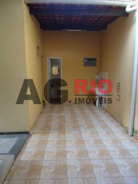 Conheça Foto96_Fundos do imóvel - Casa 3 quartos à venda Rio de Janeiro,RJ Bangu - R$ 1.200.000 - AGV73383 - 26 Foto96_Fundos - Casa 3 quartos à venda Rio de Janeiro,RJ Bangu - R$ 1.200.000 - AGV73383 - 26