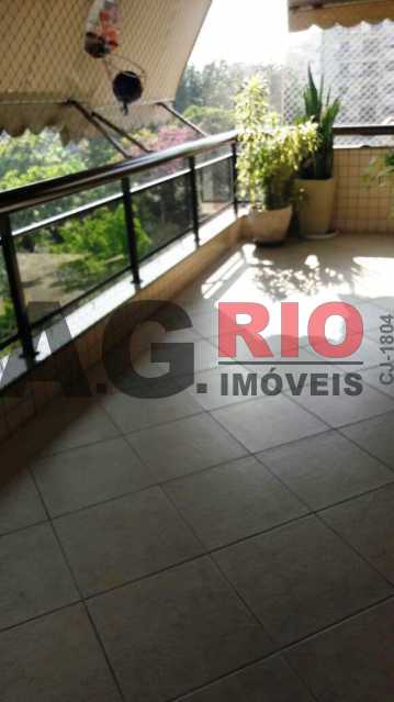 Conheça WhatsApp Image 2017-07-03 at 0 do imóvel - Cobertura 3 quartos à venda Rio de Janeiro,RJ - R$ 870.000 - AGV60879 - 3 WhatsApp Image 2017-07-03 at 0 - Cobertura 3 quartos à venda Rio de Janeiro,RJ - R$ 870.000 - AGV60879 - 3