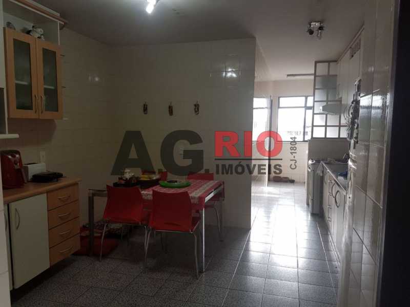 Conheça WhatsApp Image 2018-01-09 at 1 do imóvel - Apartamento À Venda - Rio de Janeiro - RJ - Vila Valqueire - AGV31366 - 11 WhatsApp Image 2018-01-09 at 1 - Apartamento À Venda - Rio de Janeiro - RJ - Vila Valqueire - AGV31366 - 11
