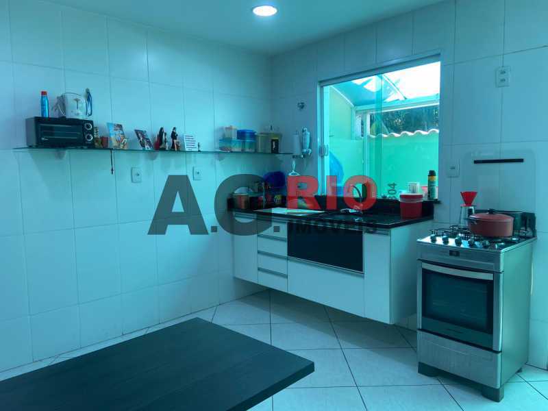 Conheça WhatsApp Image 2021-05-31 at 0 do imóvel - Casa de Vila 2 quartos à venda Rio de Janeiro,RJ - R$ 450.000 - VVCV20002 - 9 WhatsApp Image 2021-05-31 at 0 - Casa de Vila 2 quartos à venda Rio de Janeiro,RJ - R$ 450.000 - VVCV20002 - 9