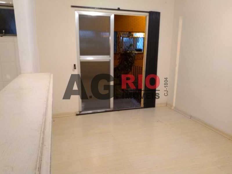 Conheça SALA do imóvel - Apartamento em condomínio À Venda - Condomínio Ouro Preto III - Rio de Janeiro - RJ - Freguesia (Jacarepaguá) - FRAP20001 - 7 SALA - Apartamento em condomínio À Venda - Condomínio Ouro Preto III - Rio de Janeiro - RJ - Freguesia (Jacarepaguá) - FRAP20001 - 7