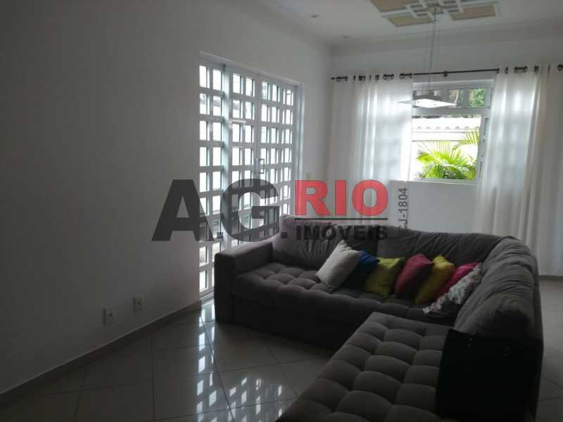Conheça WhatsApp Image 2018-04-16 at 0 do imóvel - Casa À Venda - Rio de Janeiro - RJ - Jardim Sulacap - VVCA30010 - 1 WhatsApp Image 2018-04-16 at 0 - Casa À Venda - Rio de Janeiro - RJ - Jardim Sulacap - VVCA30010 - 1