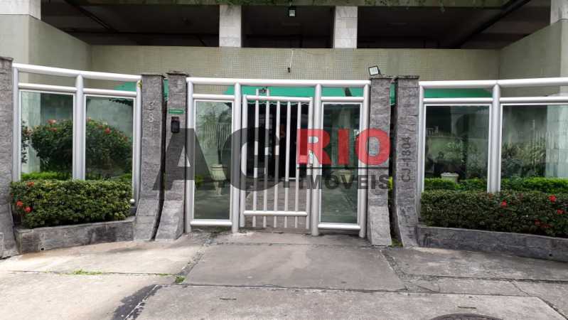 Conheça WhatsApp Image 2018-08-08 at 1 do imóvel - Apartamento Para Alugar no Condomínio Solar dos Coqueiros. - Rio de Janeiro - RJ - Freguesia (Jacarepaguá) - FRAP20026 - 1 WhatsApp Image 2018-08-08 at 1 - Apartamento Para Alugar no Condomínio Solar dos Coqueiros. - Rio de Janeiro - RJ - Freguesia (Jacarepaguá) - FRAP20026 - 1