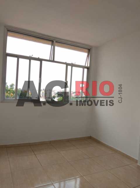 Conheça WhatsApp Image 2018-12-03 at 3 do imóvel - Apartamento 3 quartos para alugar Rio de Janeiro,RJ - R$ 1.000 - TQAP30041 - 10 WhatsApp Image 2018-12-03 at 3 - Apartamento 3 quartos para alugar Rio de Janeiro,RJ - R$ 1.000 - TQAP30041 - 10