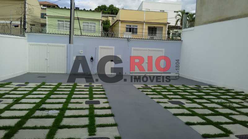 Conheça WhatsApp Image 2019-01-08 at 1 do imóvel - Casa em Condominio À Venda - Rio de Janeiro - RJ - Freguesia (Jacarepaguá) - FRCN20011 - 19 WhatsApp Image 2019-01-08 at 1 - Casa em Condominio À Venda - Rio de Janeiro - RJ - Freguesia (Jacarepaguá) - FRCN20011 - 19