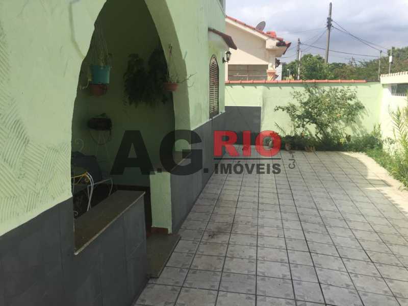 Conheça WhatsApp Image 2019-02-15 at 0 do imóvel - Casa À Venda - Rio de Janeiro - RJ - Campinho - VVCA30043 - 4 WhatsApp Image 2019-02-15 at 0 - Casa À Venda - Rio de Janeiro - RJ - Campinho - VVCA30043 - 4