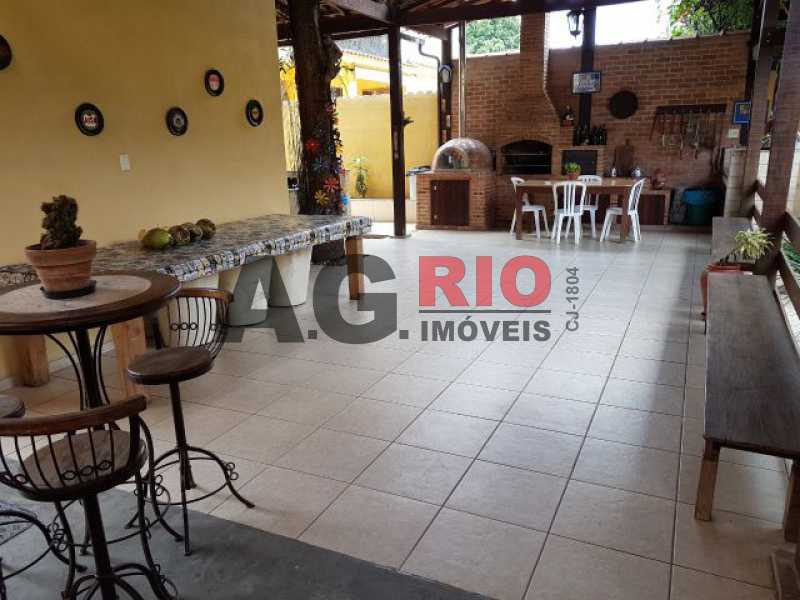 Conheça WhatsApp Image 2019-04-05 at 0 do imóvel - Casa 6 quartos à venda Rio de Janeiro,RJ - R$ 1.150.000 - TQCA60001 - 1 WhatsApp Image 2019-04-05 at 0 - Casa 6 quartos à venda Rio de Janeiro,RJ - R$ 1.150.000 - TQCA60001 - 1