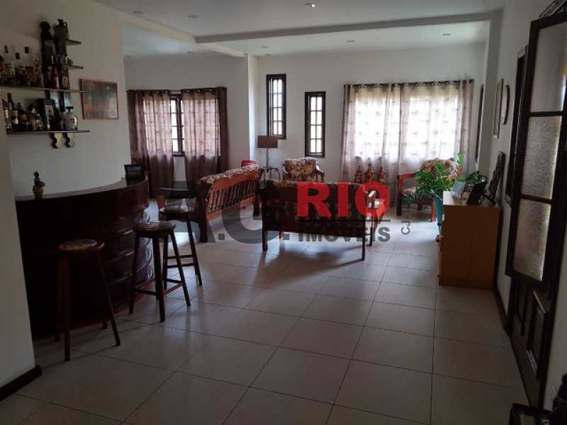 Conheça WhatsApp Image 2019-04-05 at 0 do imóvel - Casa 6 quartos à venda Rio de Janeiro,RJ - R$ 1.150.000 - TQCA60001 - 4 WhatsApp Image 2019-04-05 at 0 - Casa 6 quartos à venda Rio de Janeiro,RJ - R$ 1.150.000 - TQCA60001 - 4