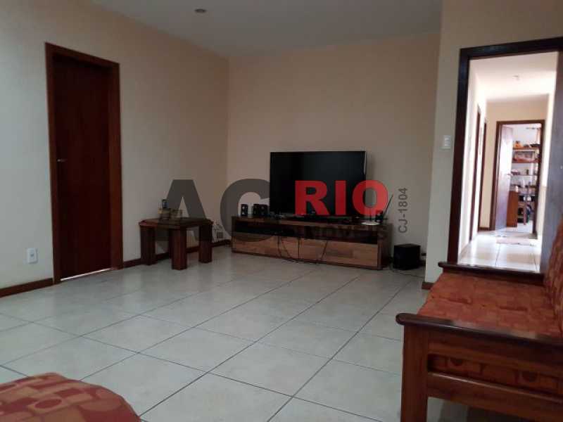 Conheça WhatsApp Image 2019-04-05 at 0 do imóvel - Casa 6 quartos à venda Rio de Janeiro,RJ - R$ 1.150.000 - TQCA60001 - 5 WhatsApp Image 2019-04-05 at 0 - Casa 6 quartos à venda Rio de Janeiro,RJ - R$ 1.150.000 - TQCA60001 - 5