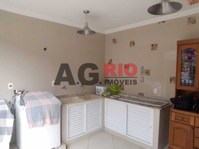 Conheça WhatsApp Image 2019-04-03 at 1 do imóvel - Casa de Vila 4 quartos à venda Rio de Janeiro,RJ - R$ 800.000 - VVCV40007 - 21 WhatsApp Image 2019-04-03 at 1 - Casa de Vila 4 quartos à venda Rio de Janeiro,RJ - R$ 800.000 - VVCV40007 - 21