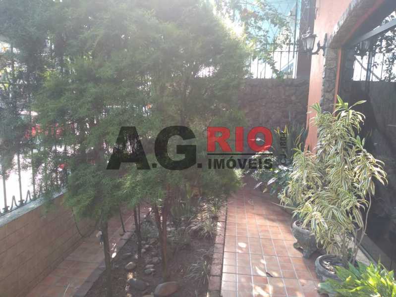 Conheça 2. do imóvel - Casa Comercial Rio de Janeiro,Vila Valqueire,RJ Para Alugar,100m² - VVCC00001 - 3 2. - Casa Comercial Rio de Janeiro,Vila Valqueire,RJ Para Alugar,100m² - VVCC00001 - 3