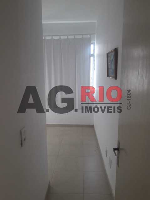 Conheça WhatsApp Image 2019-07-04 at 1 do imóvel - Apartamento Para Alugar no Condomínio Residencial Galeões - Rio de Janeiro - RJ - Pechincha - FRAP20121 - 14 WhatsApp Image 2019-07-04 at 1 - Apartamento Para Alugar no Condomínio Residencial Galeões - Rio de Janeiro - RJ - Pechincha - FRAP20121 - 14