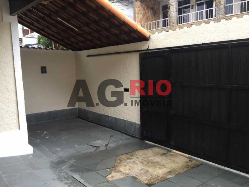 Conheça 1 do imóvel - Casa Para Alugar - Rio de Janeiro - RJ - Taquara - TQCA20022 - 3 1 - Casa Para Alugar - Rio de Janeiro - RJ - Taquara - TQCA20022 - 3