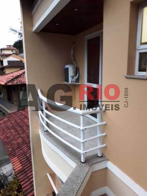 Conheça 3º Piso - Quarto 1 - Varanda do imóvel - Casa em Condomínio 3 quartos à venda Rio de Janeiro,RJ - R$ 1.800.000 - VVCN30075 - 22 3º Piso - Quarto 1 - Varanda - Casa em Condomínio 3 quartos à venda Rio de Janeiro,RJ - R$ 1.800.000 - VVCN30075 - 22