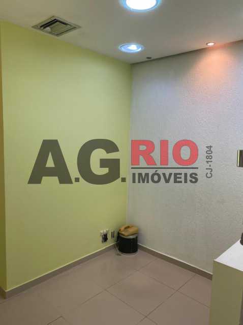 Conheça WhatsApp Image 2021-04-30 at 1 do imóvel - Sala Comercial 28m² para alugar Rio de Janeiro,RJ - R$ 500 - FRSL00021 - 18 WhatsApp Image 2021-04-30 at 1 - Sala Comercial 28m² para alugar Rio de Janeiro,RJ - R$ 500 - FRSL00021 - 18