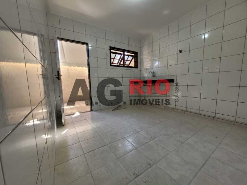 Conheça WhatsApp Image 2022-07-28 at 1 do imóvel - Casa em Condomínio 2 quartos para alugar Rio de Janeiro,RJ - R$ 1.200 - VV15410 - 15 WhatsApp Image 2022-07-28 at 1 - Casa em Condomínio 2 quartos para alugar Rio de Janeiro,RJ - R$ 1.200 - VV15410 - 15