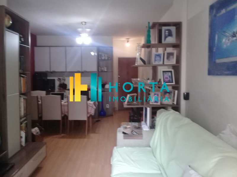 Conheça 71e41be1-2ba0-478a-aba8-3714ae do imóvel - Excelente apartamento de três quartos, sendo uma suíte, amplo salão dividido em dois ambientes, varanda, cozinha, dependência completa, com duas vagas de garagem. Fundos, silencioso, reformado, chão de tábua corrida, excelente localização no Humaitá. - CPAP31708 - 3 71e41be1-2ba0-478a-aba8-3714ae - Excelente apartamento de três quartos, sendo uma suíte, amplo salão dividido em dois ambientes, varanda, cozinha, dependência completa, com duas vagas de garagem. Fundos, silencioso, reformado, chão de tábua corrida, excelente localização no Humaitá. - CPAP31708 - 3