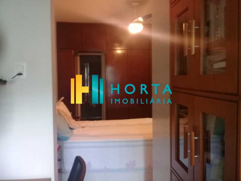 Conheça 68113f89-833a-42c7-a1ac-501633 do imóvel - Excelente apartamento de três quartos, sendo uma suíte, amplo salão dividido em dois ambientes, varanda, cozinha, dependência completa, com duas vagas de garagem. Fundos, silencioso, reformado, chão de tábua corrida, excelente localização no Humaitá. - CPAP31708 - 8 68113f89-833a-42c7-a1ac-501633 - Excelente apartamento de três quartos, sendo uma suíte, amplo salão dividido em dois ambientes, varanda, cozinha, dependência completa, com duas vagas de garagem. Fundos, silencioso, reformado, chão de tábua corrida, excelente localização no Humaitá. - CPAP31708 - 8