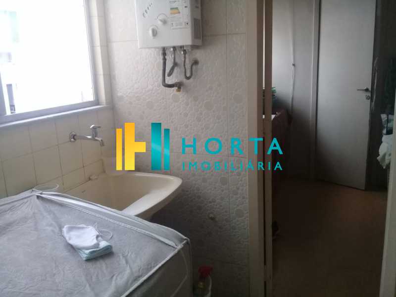 Conheça ae414043-0b59-48a7-96d9-7ed633 do imóvel - Excelente apartamento de três quartos, sendo uma suíte, amplo salão dividido em dois ambientes, varanda, cozinha, dependência completa, com duas vagas de garagem. Fundos, silencioso, reformado, chão de tábua corrida, excelente localização no Humaitá. - CPAP31708 - 22 ae414043-0b59-48a7-96d9-7ed633 - Excelente apartamento de três quartos, sendo uma suíte, amplo salão dividido em dois ambientes, varanda, cozinha, dependência completa, com duas vagas de garagem. Fundos, silencioso, reformado, chão de tábua corrida, excelente localização no Humaitá. - CPAP31708 - 22