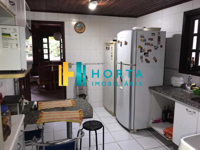 Conheça cozinha do imóvel - Lindo chalé duplex de três quartos, com vista da Lagoa! - CPCA30001 - 23 cozinha - Lindo chalé duplex de três quartos, com vista da Lagoa! - CPCA30001 - 23