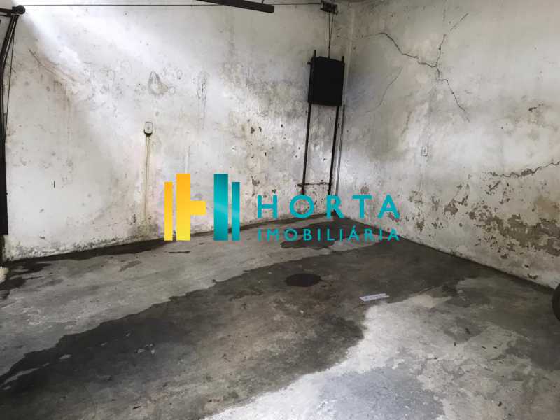 Conheça garagem do imóvel - Lindo chalé duplex de três quartos, com vista da Lagoa! - CPCA30001 - 28 garagem - Lindo chalé duplex de três quartos, com vista da Lagoa! - CPCA30001 - 28