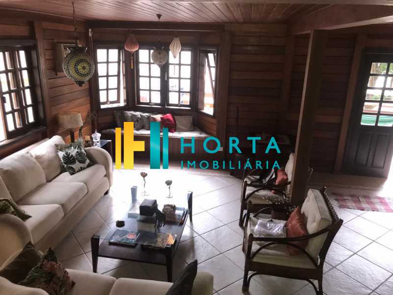 Conheça sala de estar do imóvel - Lindo chalé duplex de três quartos, com vista da Lagoa! - CPCA30001 - 5 sala de estar - Lindo chalé duplex de três quartos, com vista da Lagoa! - CPCA30001 - 5