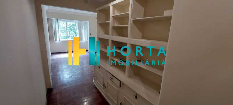 Conheça 11 do imóvel - HORTA IMÓVEIS ALUGA - apartamento quadra praia com 100m², sala, 3 quartos, cozinha, banheiro, área de serviço, dependência completa, no valor de R$ 2.800,00 + condomínio de 1.650,00 + 340,00 mensal do IPTU, entre a Rua Djalma Ulrich e Miguel Lemos. - CPAP32040 - 5 11 - HORTA IMÓVEIS ALUGA - apartamento quadra praia com 100m², sala, 3 quartos, cozinha, banheiro, área de serviço, dependência completa, no valor de R$ 2.800,00 + condomínio de 1.650,00 + 340,00 mensal do IPTU, entre a Rua Djalma Ulrich e Miguel Lemos. - CPAP32040 - 5