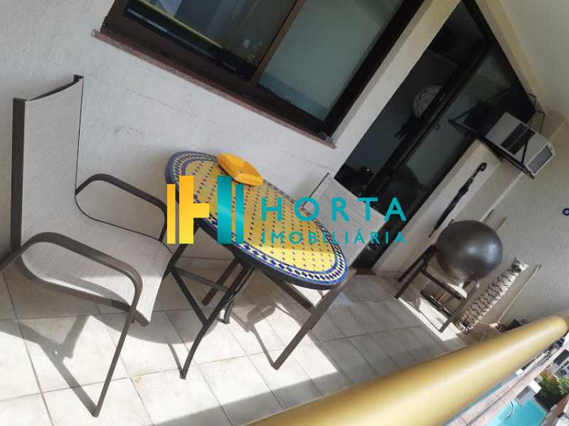 Conheça varanda 3 do imóvel - Excelente Flat em Ipanema localizado entre a Praia e a Lagoa. Imóvel composto de sala e quarto, banheiro social, cozinha americana, varanda, vaga na escritura, serviço de quarto. Serviço de lavanderia, academia, piscina, sauna, sala de tv, área de convivê - CPFL10005 - 11 varanda 3 - Excelente Flat em Ipanema localizado entre a Praia e a Lagoa. Imóvel composto de sala e quarto, banheiro social, cozinha americana, varanda, vaga na escritura, serviço de quarto. Serviço de lavanderia, academia, piscina, sauna, sala de tv, área de convivê - CPFL10005 - 11