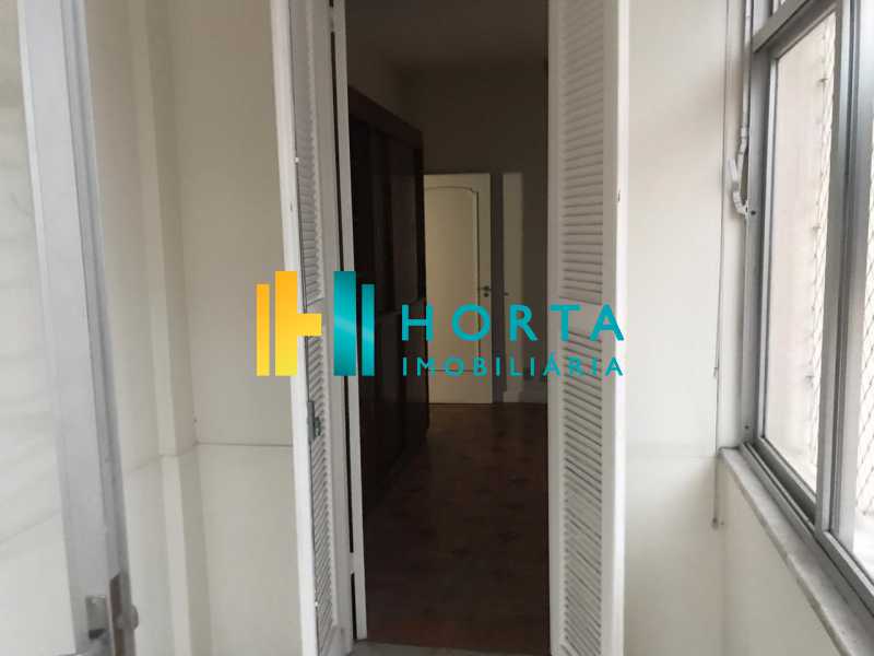 Conheça 0f252f9a-b7a9-45b4-ae02-440334 do imóvel - Amplo apartamento, salão, quatro quartos, dois banheiros, copa, cozinha, área de serviço, dependência completa. Localizado em rua transversal, com vista parcial para o mar, entre o metrô e a praia. - CPAP40042 - 21 0f252f9a-b7a9-45b4-ae02-440334 - Amplo apartamento, salão, quatro quartos, dois banheiros, copa, cozinha, área de serviço, dependência completa. Localizado em rua transversal, com vista parcial para o mar, entre o metrô e a praia. - CPAP40042 - 21