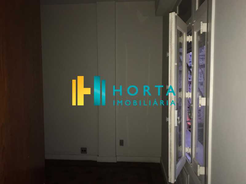 Conheça 41cf3b21-7bd7-470e-8ca8-e59c31 do imóvel - Amplo apartamento, salão, quatro quartos, dois banheiros, copa, cozinha, área de serviço, dependência completa. Localizado em rua transversal, com vista parcial para o mar, entre o metrô e a praia. - CPAP40042 - 13 41cf3b21-7bd7-470e-8ca8-e59c31 - Amplo apartamento, salão, quatro quartos, dois banheiros, copa, cozinha, área de serviço, dependência completa. Localizado em rua transversal, com vista parcial para o mar, entre o metrô e a praia. - CPAP40042 - 13