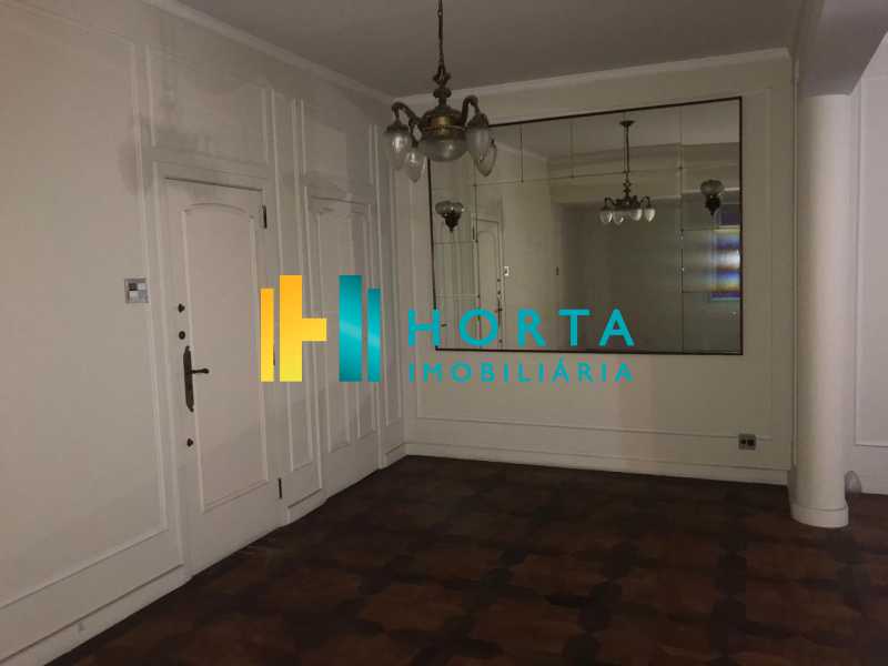 Conheça 87f3875b-1a6a-47dc-857a-6a623c do imóvel - Amplo apartamento, salão, quatro quartos, dois banheiros, copa, cozinha, área de serviço, dependência completa. Localizado em rua transversal, com vista parcial para o mar, entre o metrô e a praia. - CPAP40042 - 7 87f3875b-1a6a-47dc-857a-6a623c - Amplo apartamento, salão, quatro quartos, dois banheiros, copa, cozinha, área de serviço, dependência completa. Localizado em rua transversal, com vista parcial para o mar, entre o metrô e a praia. - CPAP40042 - 7