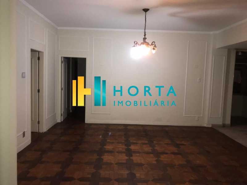 Conheça 991ac118-1591-47a2-9772-4e5b52 do imóvel - Amplo apartamento, salão, quatro quartos, dois banheiros, copa, cozinha, área de serviço, dependência completa. Localizado em rua transversal, com vista parcial para o mar, entre o metrô e a praia. - CPAP40042 - 5 991ac118-1591-47a2-9772-4e5b52 - Amplo apartamento, salão, quatro quartos, dois banheiros, copa, cozinha, área de serviço, dependência completa. Localizado em rua transversal, com vista parcial para o mar, entre o metrô e a praia. - CPAP40042 - 5