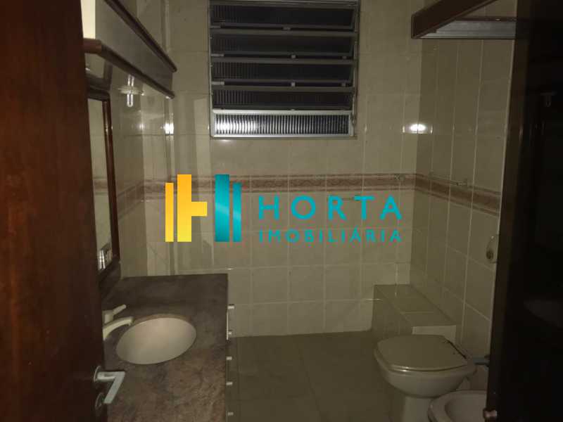 Conheça fe07812e-4e41-42d7-bc33-a17d15 do imóvel - Amplo apartamento, salão, quatro quartos, dois banheiros, copa, cozinha, área de serviço, dependência completa. Localizado em rua transversal, com vista parcial para o mar, entre o metrô e a praia. - CPAP40042 - 30 fe07812e-4e41-42d7-bc33-a17d15 - Amplo apartamento, salão, quatro quartos, dois banheiros, copa, cozinha, área de serviço, dependência completa. Localizado em rua transversal, com vista parcial para o mar, entre o metrô e a praia. - CPAP40042 - 30