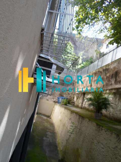 Conheça SAM_3115 do imóvel - HORTA IMOBILIÁRIA!!!!!! VENDE / ALUGA Excelente Apartamento de 02 quartos em Laranjeiras na melhor Rua da região bem arborizada silenciosa vasta de trasporte de van,ao acesso a largo do machado ,perto da avenida principal. - FLAP20125 - 16 SAM_3115 - HORTA IMOBILIÁRIA!!!!!! VENDE / ALUGA Excelente Apartamento de 02 quartos em Laranjeiras na melhor Rua da região bem arborizada silenciosa vasta de trasporte de van,ao acesso a largo do machado ,perto da avenida principal. - FLAP20125 - 16