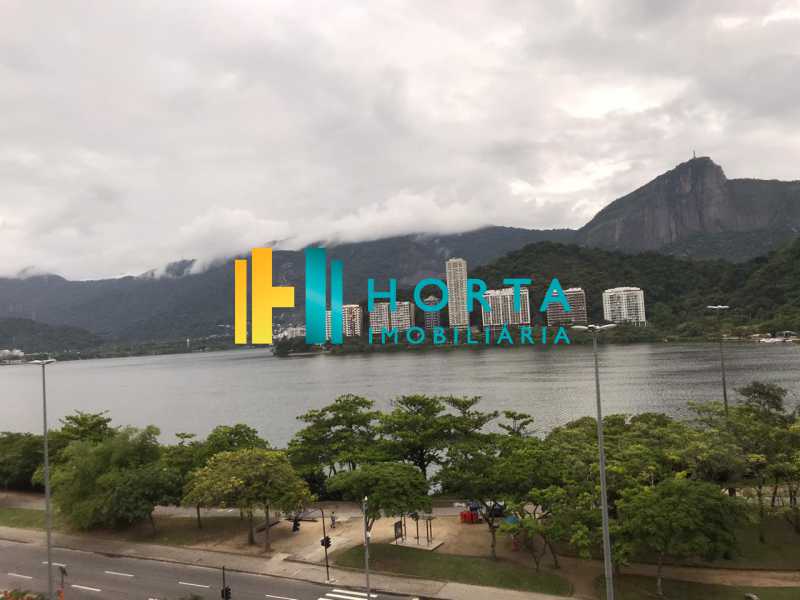 Conheça VISTA LAGOA do imóvel - Imóvel de alto luxo!!! Apartamento com vista espetacular e eterna para a Lagoa Rodrigo de Freitas! Composto de três suite, sendo uma master com banheira, sala de jantar, de estar e de televisão toda envidraçada, ampla copa cozinha, área de serviço e dois - CPAP31284 - 23 VISTA LAGOA - Imóvel de alto luxo!!! Apartamento com vista espetacular e eterna para a Lagoa Rodrigo de Freitas! Composto de três suite, sendo uma master com banheira, sala de jantar, de estar e de televisão toda envidraçada, ampla copa cozinha, área de serviço e dois - CPAP31284 - 23