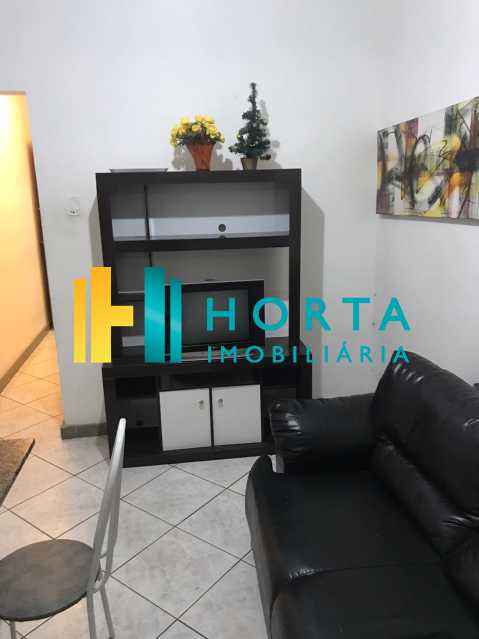 Conheça ee7bdd3f-26fa-49ec-b874-f2ecbf do imóvel - Apto conjugado, dividido em quarto e sala, cozinha com espaço para geladeira, banheiro com box blindex e máquina de lavar. Imóvel reformado, com ventiladores de teto, cama, fogao micro ondas, geladeira, cama de casal e televisão. Excelente localização, - CPKI10449 - 4 ee7bdd3f-26fa-49ec-b874-f2ecbf - Apto conjugado, dividido em quarto e sala, cozinha com espaço para geladeira, banheiro com box blindex e máquina de lavar. Imóvel reformado, com ventiladores de teto, cama, fogao micro ondas, geladeira, cama de casal e televisão. Excelente localização, - CPKI10449 - 4