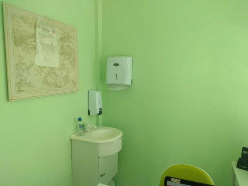 Conheça 13 do imóvel - Aluga-se Sala Comercial - Próx. ao Projac - Jacarepaguá - CTSL00012 - 14 13 - Aluga-se Sala Comercial - Próx. ao Projac - Jacarepaguá - CTSL00012 - 14