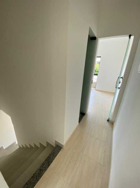 ESCADA COM ACESSO AOS QUARTOS - Casas duplex com 2 quartos para venda em Mesquita - Banco de areia - SICA20052 - 6