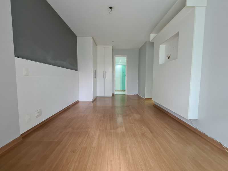 20200714_150012 - Lindo apartamento À venda - Residencial Sardenha - SIAP40002 - 13