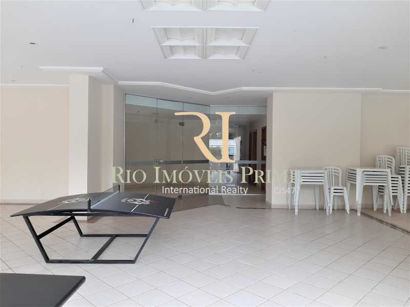 Conheça SALÃO DE FESTAS do empreendimento - Fachada - Residencial Vitória Barra - 102 - 11 SALÃO DE FESTAS - Fachada - Residencial Vitória Barra - 102 - 11