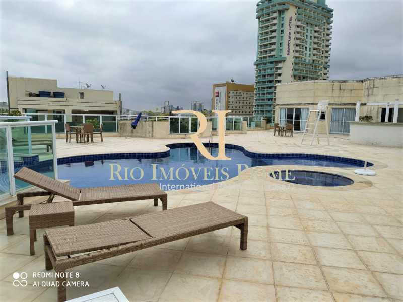 Conheça PISCINAS. do empreendimento - Fachada - Macaé Palace Residence Service - 155 - 3 PISCINAS. - Fachada - Macaé Palace Residence Service - 155 - 3