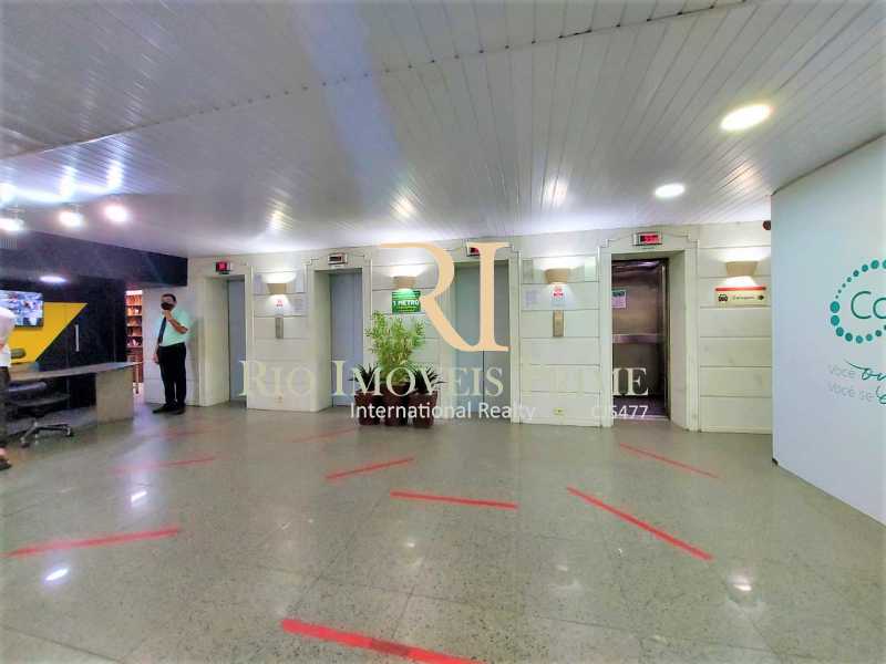 Conheça HALL ELEVADORES do empreendimento - Fachada - Shopping 680 & Edifício Central Copacabana - 168 - 3 HALL ELEVADORES - Fachada - Shopping 680 & Edifício Central Copacabana - 168 - 3