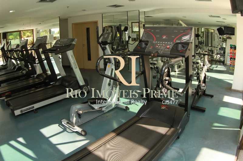Conheça FITNESS. do empreendimento - Fachada - Barra Royal Plaza - 47 - 3 FITNESS. - Fachada - Barra Royal Plaza - 47 - 3