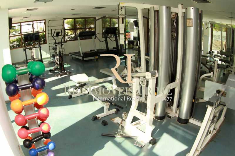 Conheça FITNESS. do empreendimento - Fachada - Barra Royal Plaza - 47 - 4 FITNESS. - Fachada - Barra Royal Plaza - 47 - 4