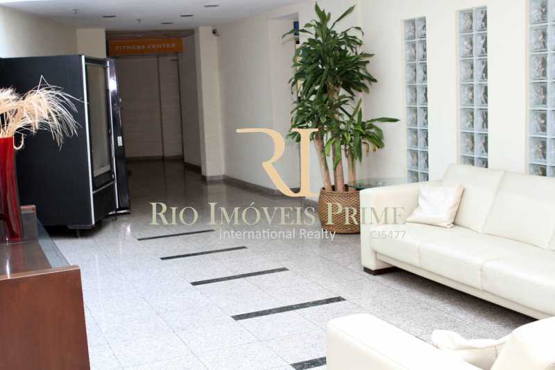 Conheça ÁREA COMUM. do empreendimento - Fachada - Barra Royal Plaza - 47 - 11 ÁREA COMUM. - Fachada - Barra Royal Plaza - 47 - 11