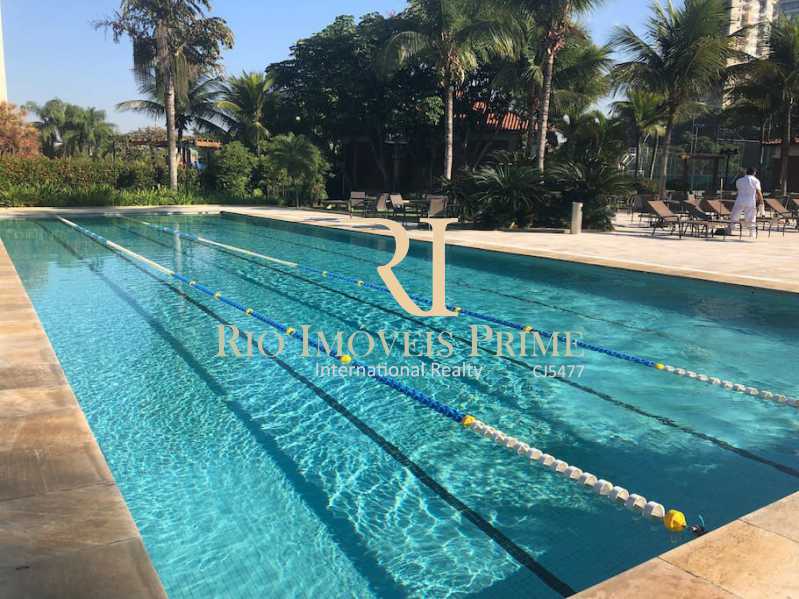 Conheça PISCINA COM RAIA do empreendimento - Fachada - Barra Golden Green - 74 - 1 PISCINA COM RAIA - Fachada - Barra Golden Green - 74 - 1