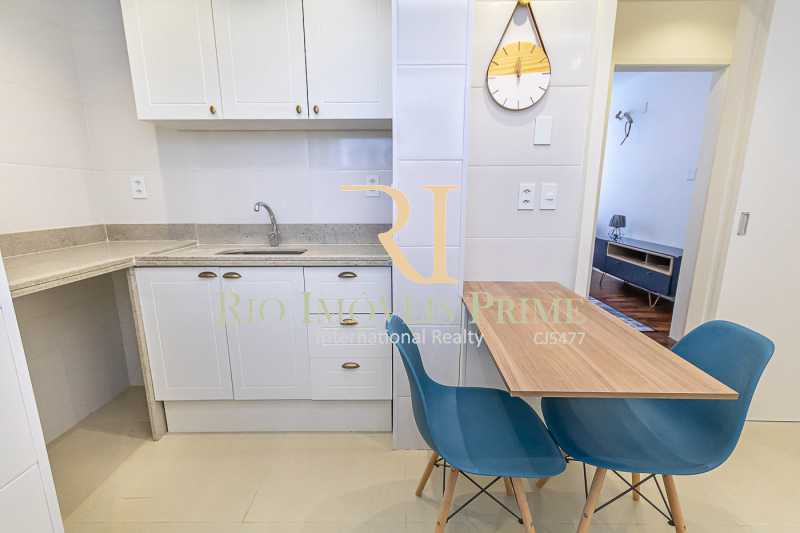 Conheça COZINHA do imóvel - Apartamento à venda Rua Décio Vilares,Copacabana, Rio de Janeiro - R$ 819.000 - RPAP20283 - 18 COZINHA - Apartamento à venda Rua Décio Vilares,Copacabana, Rio de Janeiro - R$ 819.000 - RPAP20283 - 18