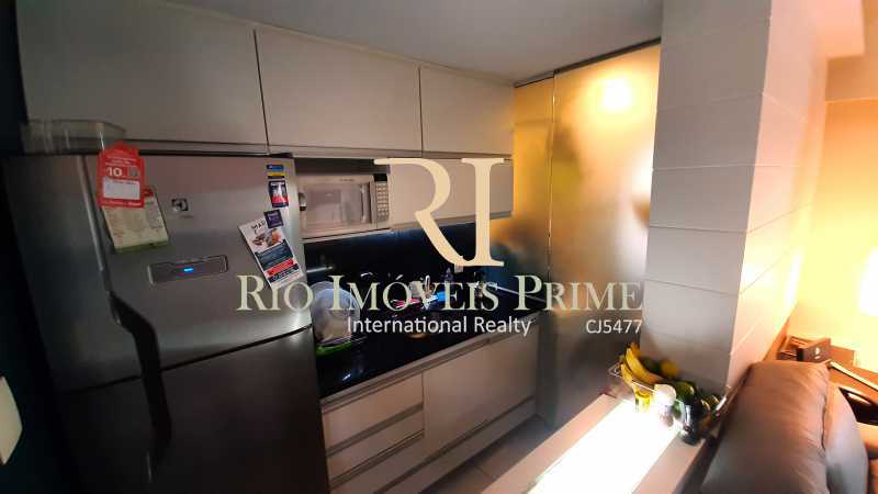 Conheça COZINHA do imóvel - Flat 2 quartos à venda Barra da Tijuca, Rio de Janeiro - R$ 880.000 - RPFL20042 - 9 COZINHA - Flat 2 quartos à venda Barra da Tijuca, Rio de Janeiro - R$ 880.000 - RPFL20042 - 9
