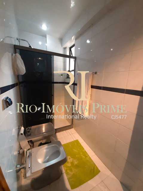 Conheça BANHEIRO SUÍTE do imóvel - Apartamento à venda Avenida Epitácio Pessoa,Lagoa, Rio de Janeiro - R$ 3.300.000 - RPAP40043 - 9 BANHEIRO SUÍTE - Apartamento à venda Avenida Epitácio Pessoa,Lagoa, Rio de Janeiro - R$ 3.300.000 - RPAP40043 - 9